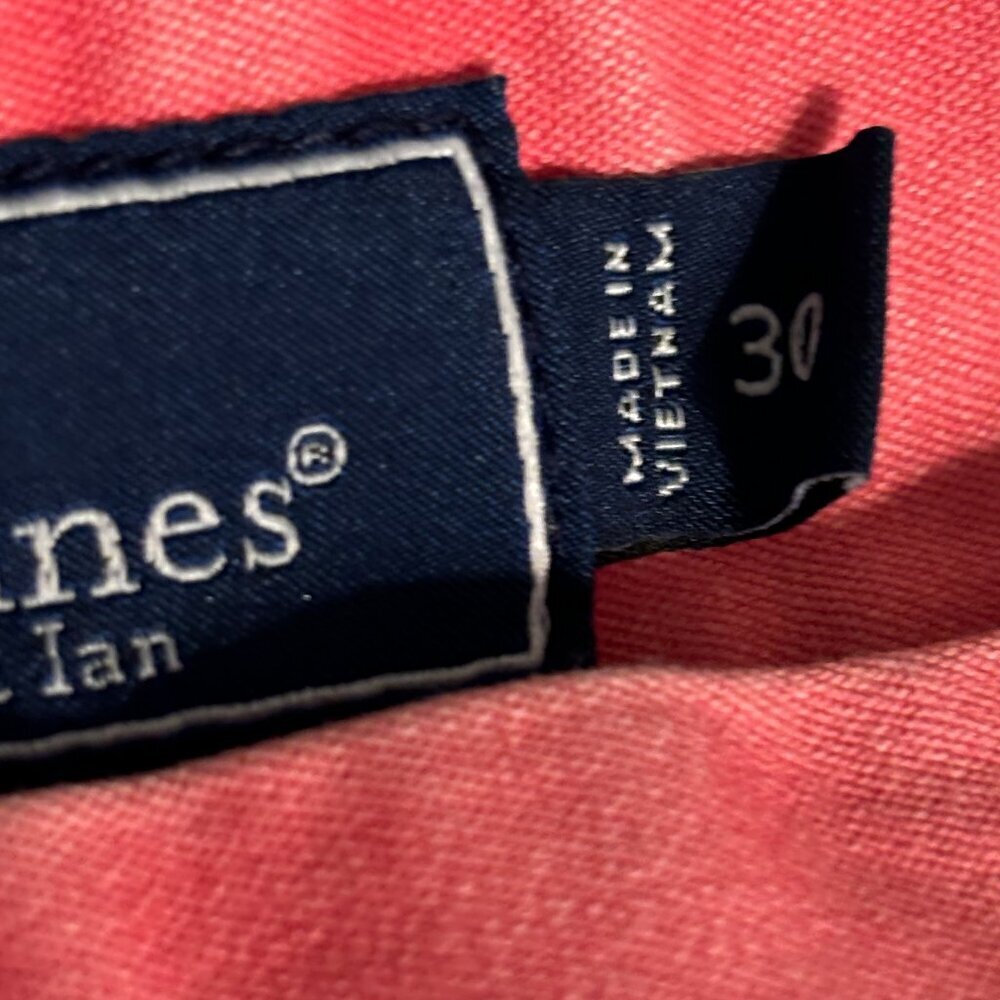 Vineyard Vines Men's Shorts - Picture 7 of 8